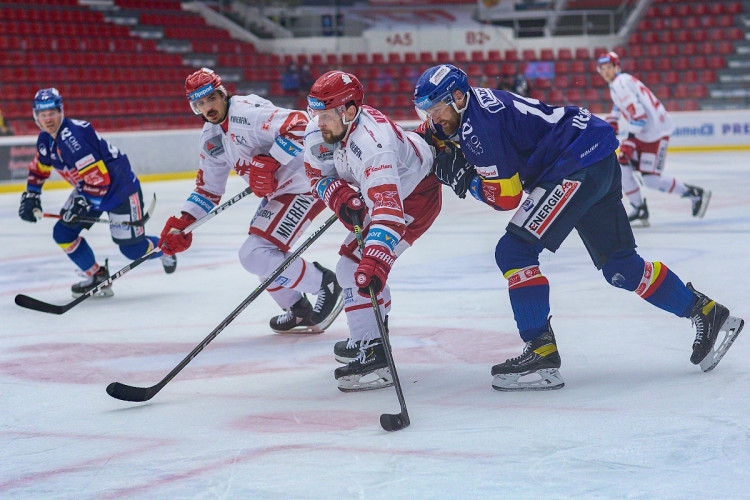 FOTOGALERIE: Madeta Motor ČB - HC Oceláři Třinec