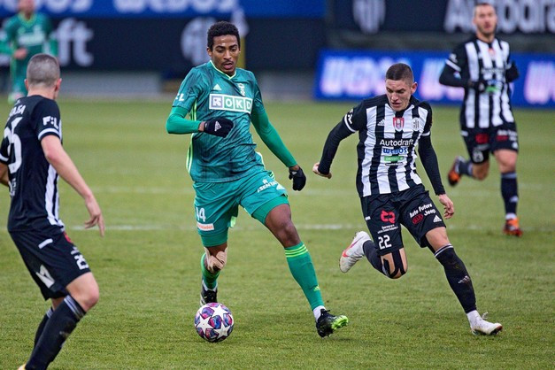 FOTOGALERIE: Další domácí drama. Dynamo dohánělo, s Karvinou bere bod za remízu 1:1