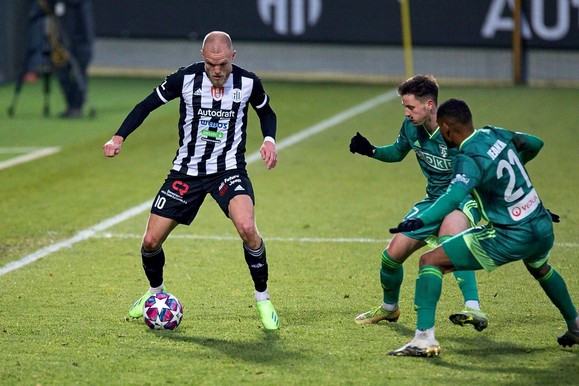 FOTOGALERIE: Další domácí drama. Dynamo dohánělo, s Karvinou bere bod za remízu 1:1