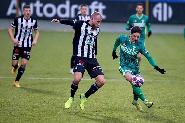 FOTOGALERIE: Další domácí drama. Dynamo dohánělo, s Karvinou bere bod za remízu 1:1