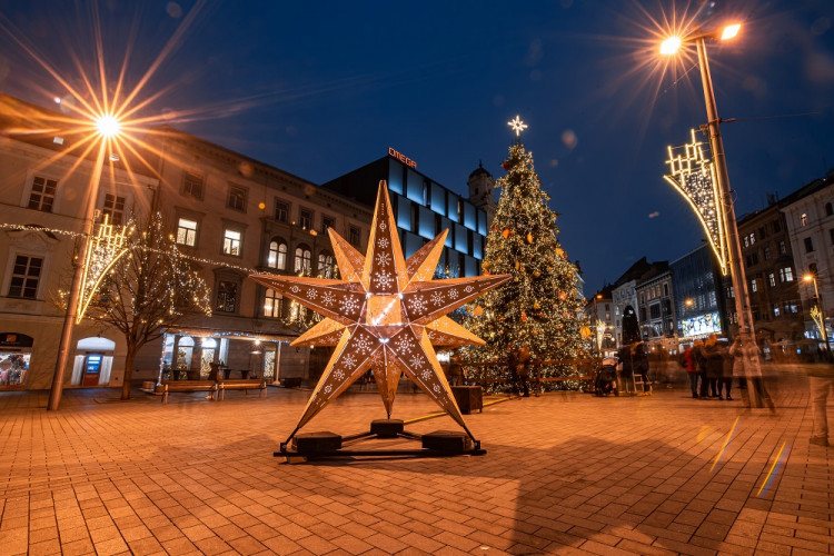 Z trhů zmizel ruch, zůstal jen klid a vánoční atmosféra, autor: Lucie Mojžíšová