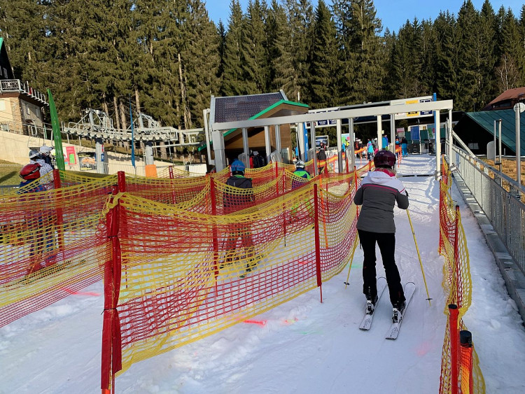 FOTOGALERIE: Zahájení lyžařské sezóny na Špičáku