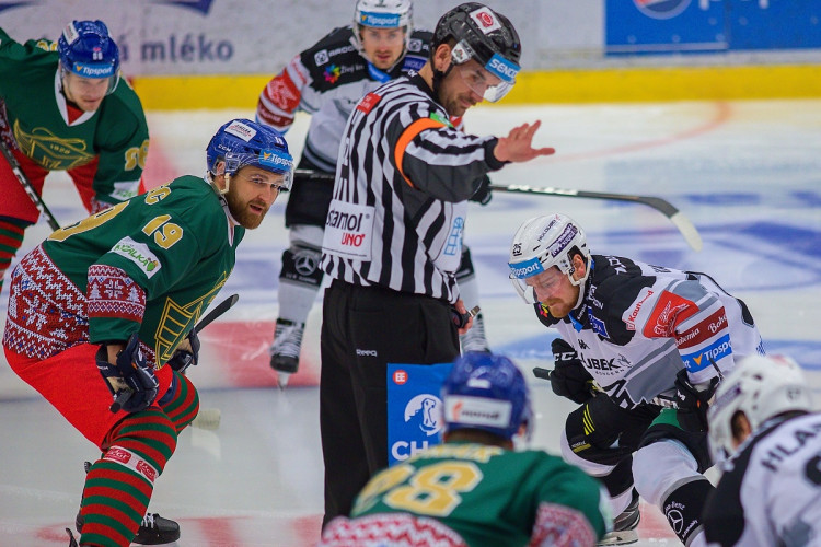 FOTOGALERIE: Madeta Motor ČB - HC Energie Karlovy Vary