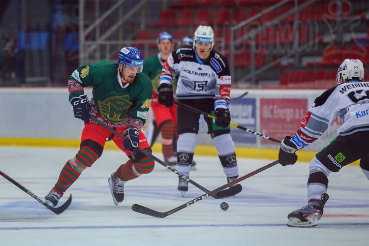 FOTOGALERIE: Madeta Motor ČB - HC Energie Karlovy Vary