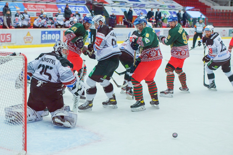 FOTOGALERIE: Madeta Motor ČB - HC Energie Karlovy Vary