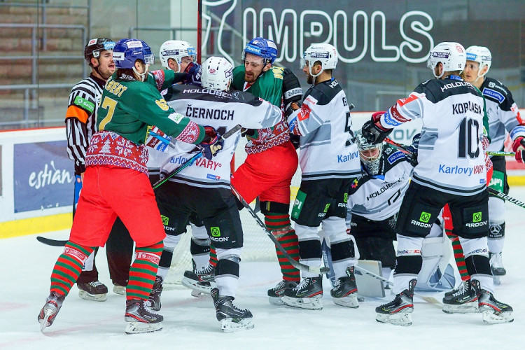 FOTOGALERIE: Madeta Motor ČB - HC Energie Karlovy Vary