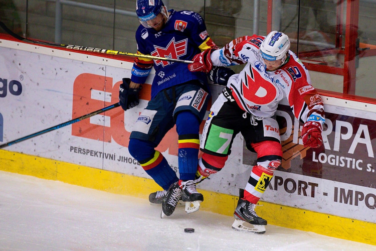 FOTOGALERIE: Madeta Motor ČB - HC Dynamo Pardubice