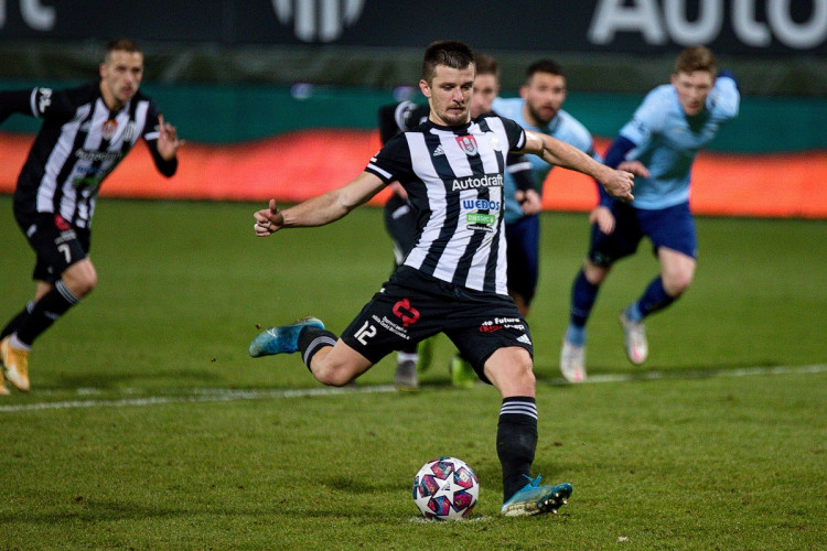 FOTOGALERIE: Brzký gól a červená karta. Dynamo doma dobývalo příbramský val, nakonec vyhrálo 2:1