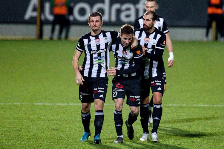 FOTOGALERIE: Brzký gól a červená karta. Dynamo doma dobývalo příbramský val, nakonec vyhrálo 2:1