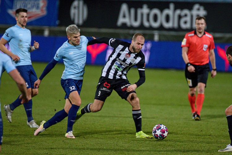 FOTOGALERIE: Brzký gól a červená karta. Dynamo doma dobývalo příbramský val, nakonec vyhrálo 2:1