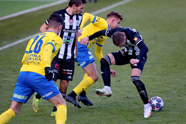 FOTOGALERIE: Spolehlivý exekutor Čolič i fantastický Vorel. Dynamo vyhrálo potřetí v řadě, doma porazilo Teplice