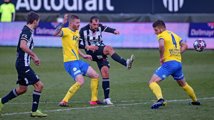 FOTOGALERIE: Spolehlivý exekutor Čolič i fantastický Vorel. Dynamo vyhrálo potřetí v řadě, doma porazilo Teplice