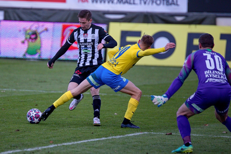 FOTOGALERIE: Spolehlivý exekutor Čolič i fantastický Vorel. Dynamo vyhrálo potřetí v řadě, doma porazilo Teplice