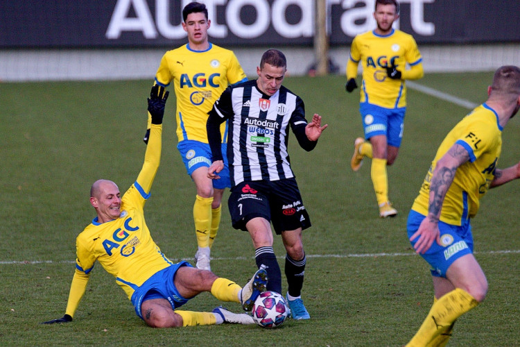 FOTOGALERIE: Spolehlivý exekutor Čolič i fantastický Vorel. Dynamo vyhrálo potřetí v řadě, doma porazilo Teplice