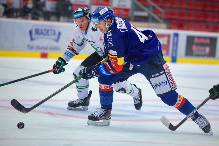 FOTOGALERIE: Šílená první třetina. Motor nezvládl úvod zápasu, od Mladé Boleslavi dostal šest branek