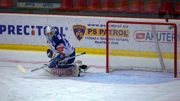 FOTOGALERIE: Znovu a znovu. Motor pokračuje ve výsledkové mizérii, doma nestačil ani na Kometu