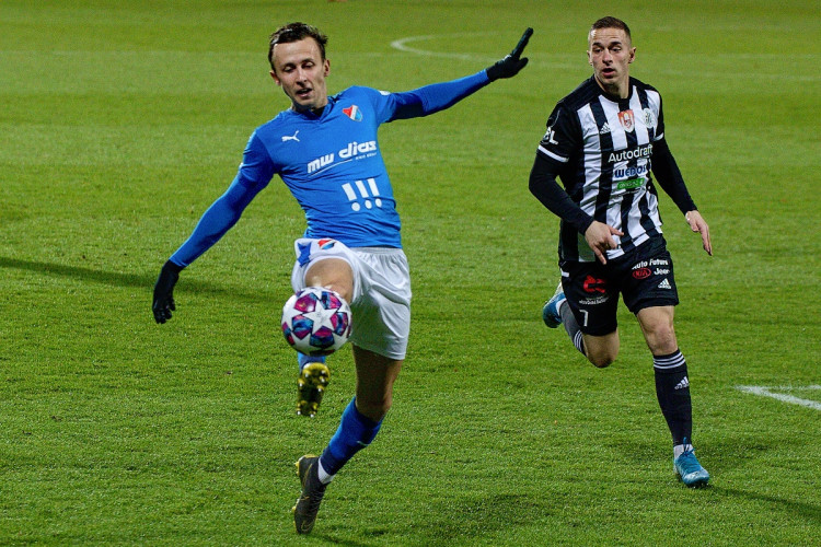 FOTOGALERIE: Dynamo válí a pět zápasů v řadě neprohrálo, Baník sestřelil v závěru Mršič