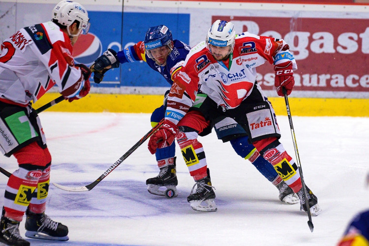 FOTOGALERIE: Madeta Motor ČB - HC Dynamo Pardubice