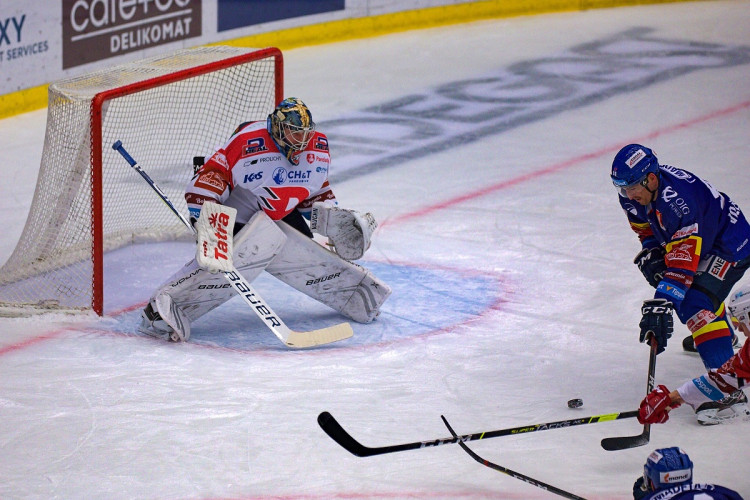 FOTOGALERIE: Jeden jediný gól. Chudé utkání ovládly Pardubice, Motor se doma stále trápí