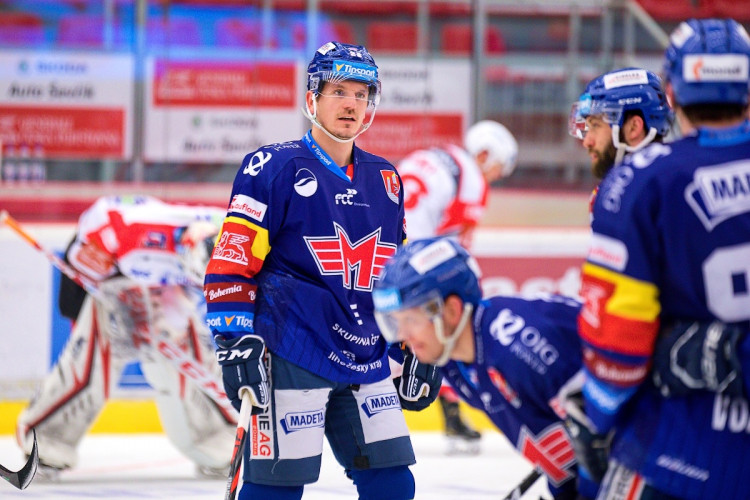 FOTOGALERIE: Jeden jediný gól. Chudé utkání ovládly Pardubice, Motor se doma stále trápí