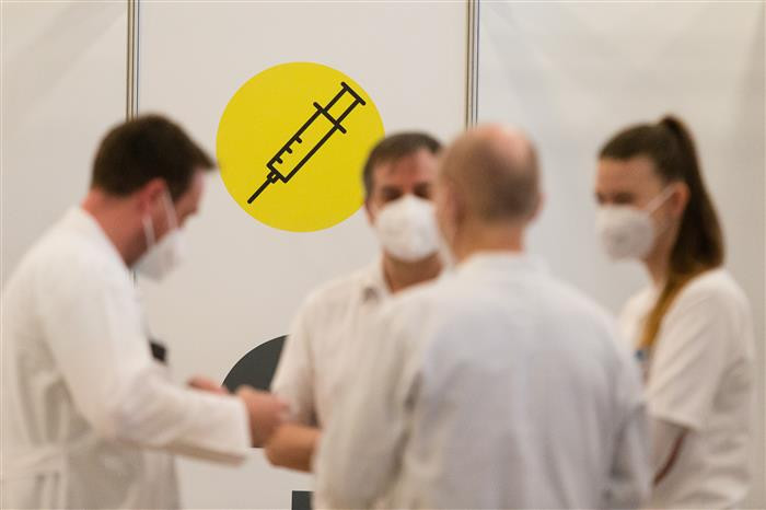 První očkovací centrum na Vysočině, Pelhřimov, KD Máj