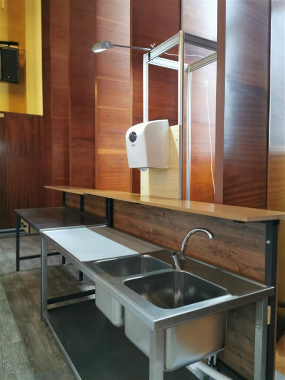 První očkovací centrum na Vysočině, Pelhřimov, KD Máj