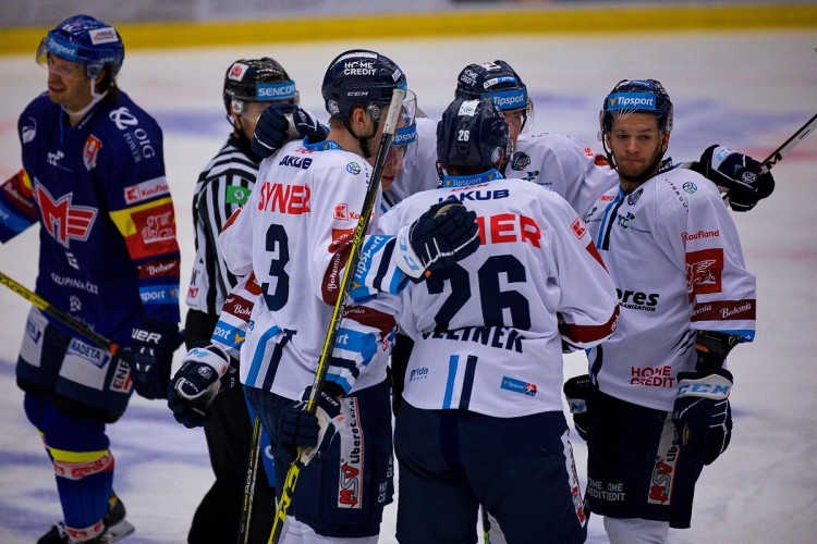 FOTOGALERIE: Výsledková krize pokračuje. Motor doma nestačil ani na Liberec, Bílí Tygři vyhráli 5:2