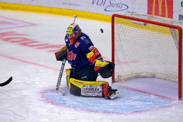 FOTOGALERIE: Výsledková krize pokračuje. Motor doma nestačil ani na Liberec, Bílí Tygři vyhráli 5:2