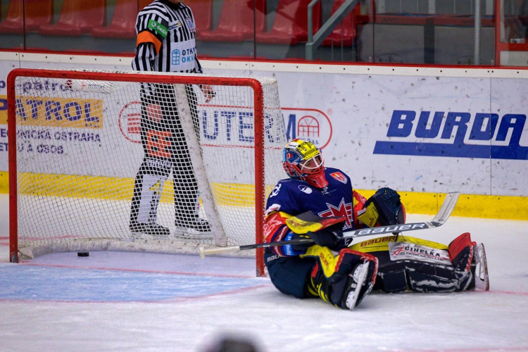 FOTOGALERIE: Výsledková krize pokračuje. Motor doma nestačil ani na Liberec, Bílí Tygři vyhráli 5:2