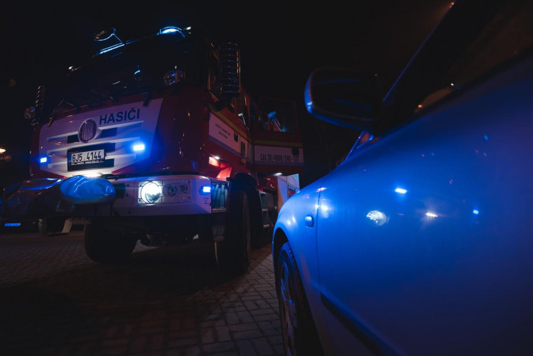 Průjezd hasičských aut ulicemi Třebíče