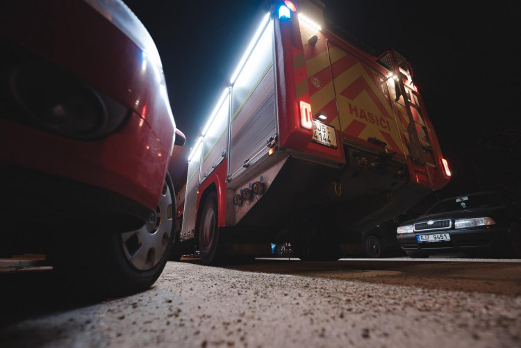 Průjezd hasičských aut ulicemi Třebíče