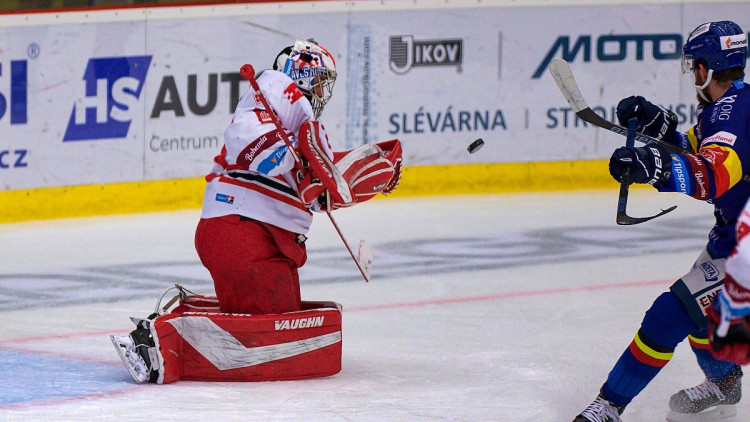 FOTOGALERIE: Čtvrtá porážka s Olomoucí. Motor prodloužil mizernou sérii na domácím ledě, padl 1:2