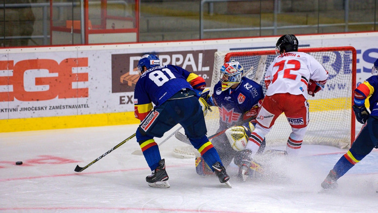 FOTOGALERIE: Čtvrtá porážka s Olomoucí. Motor prodloužil mizernou sérii na domácím ledě, padl 1:2