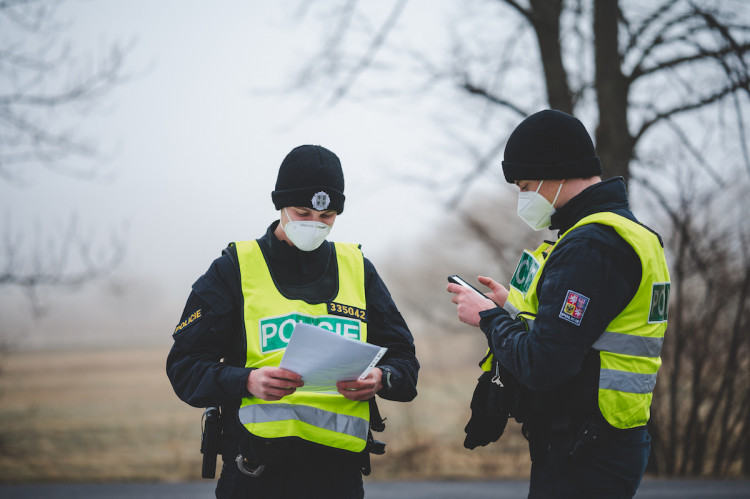 Policie od rána kontrolovala pohyb mezi okresy