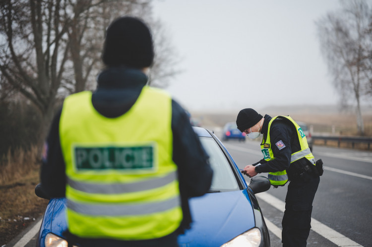 Policie od rána kontrolovala pohyb mezi okresy