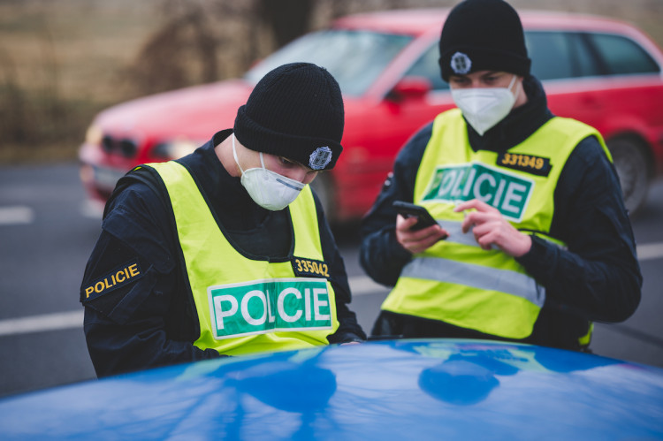 Policie od rána kontrolovala pohyb mezi okresy