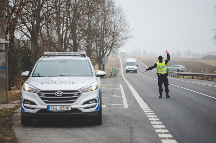 Policie od rána kontrolovala pohyb mezi okresy