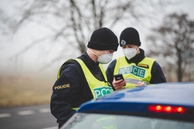 Policie od rána kontrolovala pohyb mezi okresy