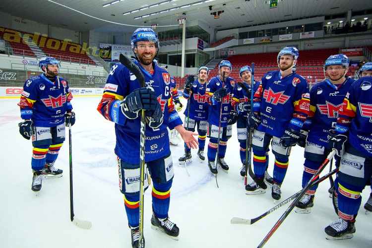 FOTOGALERIE: Loučení se sezonou i velkými jmény. Motor udělal tečku za nepovedeným návratem prohrou s Třincem