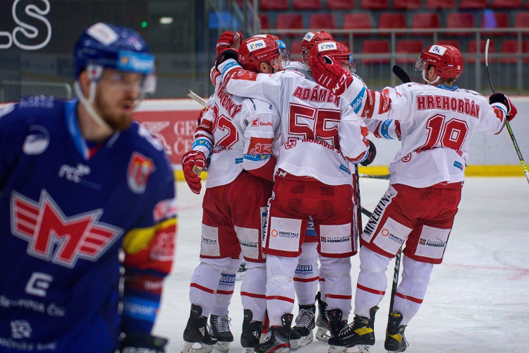 FOTOGALERIE: Loučení se sezonou i velkými jmény. Motor udělal tečku za nepovedeným návratem prohrou s Třincem