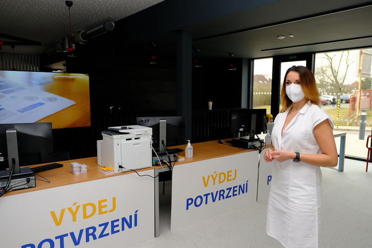 FOTOGALERIE: Velkokapacitní očkovací místo