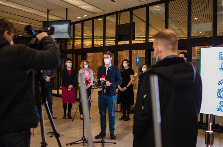 Podívejte se do prostor očkovacího centra v Kongresáku. Očkováno v něm bude až tisíc lidí denně