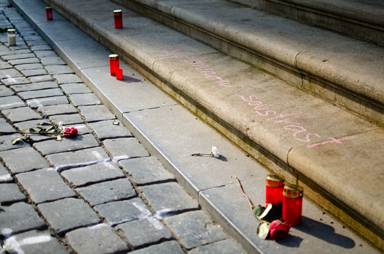 Babička Věra nebo děda František. Křížky na Staromáku dostávají konkrétní jména