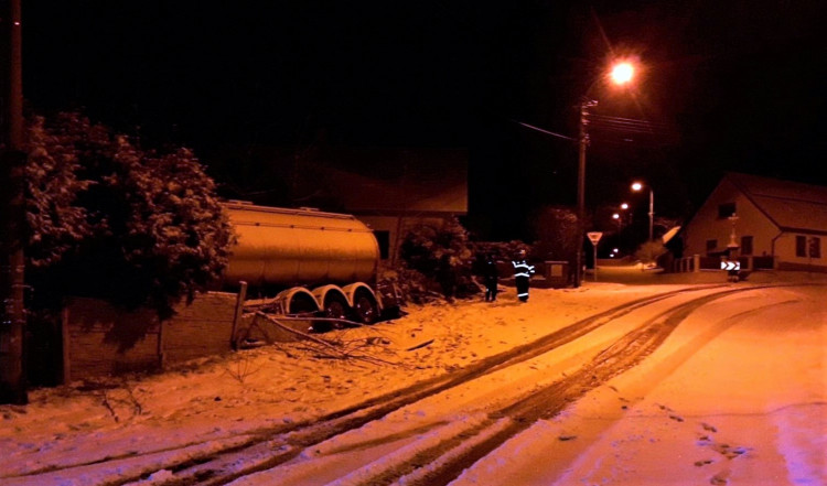 FOTOGALERIE: Nehody na sněhu