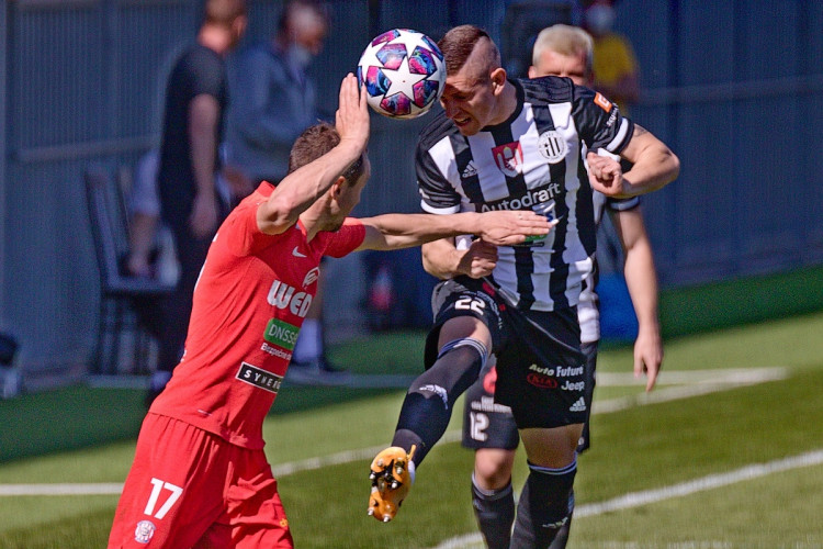 FOTOGALERIE: Další zkrat. Dynamo se utápí ve výsledkové krizi, doma nestačilo ani na Brno