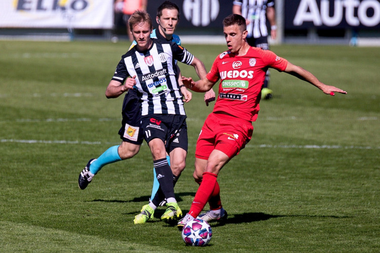 FOTOGALERIE: Další zkrat. Dynamo se utápí ve výsledkové krizi, doma nestačilo ani na Brno