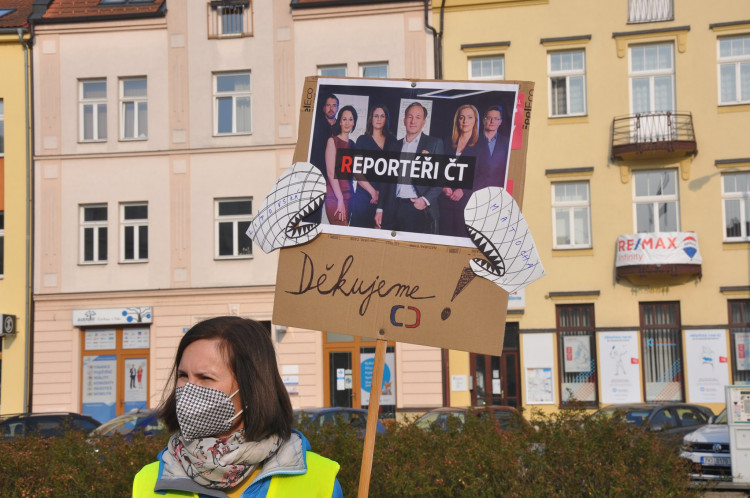 GALERIE: Pochod za nezávislost České televize v Hradci Králové