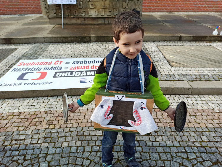 GALERIE: Pochod za nezávislost České televize v Hradci Králové