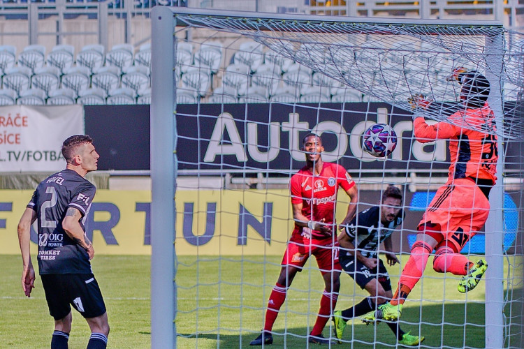 FOTOGALERIE: Proti Dynamu sklapla Csaplárova past. Jihočeši doma se Sigmou vedli 2:0, přesto brali jen bod