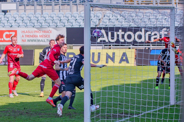 FOTOGALERIE: Proti Dynamu sklapla Csaplárova past. Jihočeši doma se Sigmou vedli 2:0, přesto brali jen bod